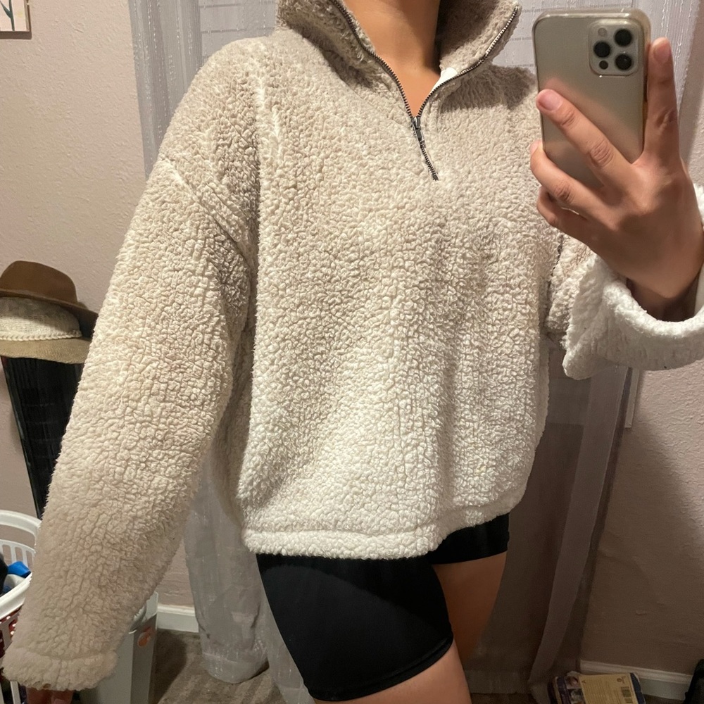 Puffy sweater